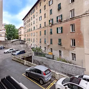 Dolce Casa Di Sve Vicino La Stazione Appartement Gênes